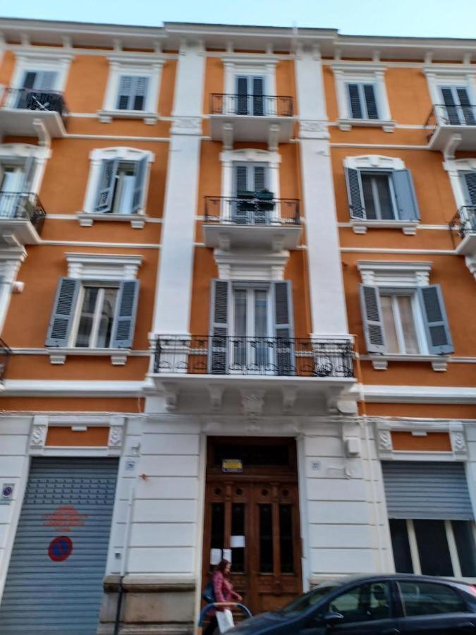 Loft Tanzi Apartment Бари Екстериор снимка